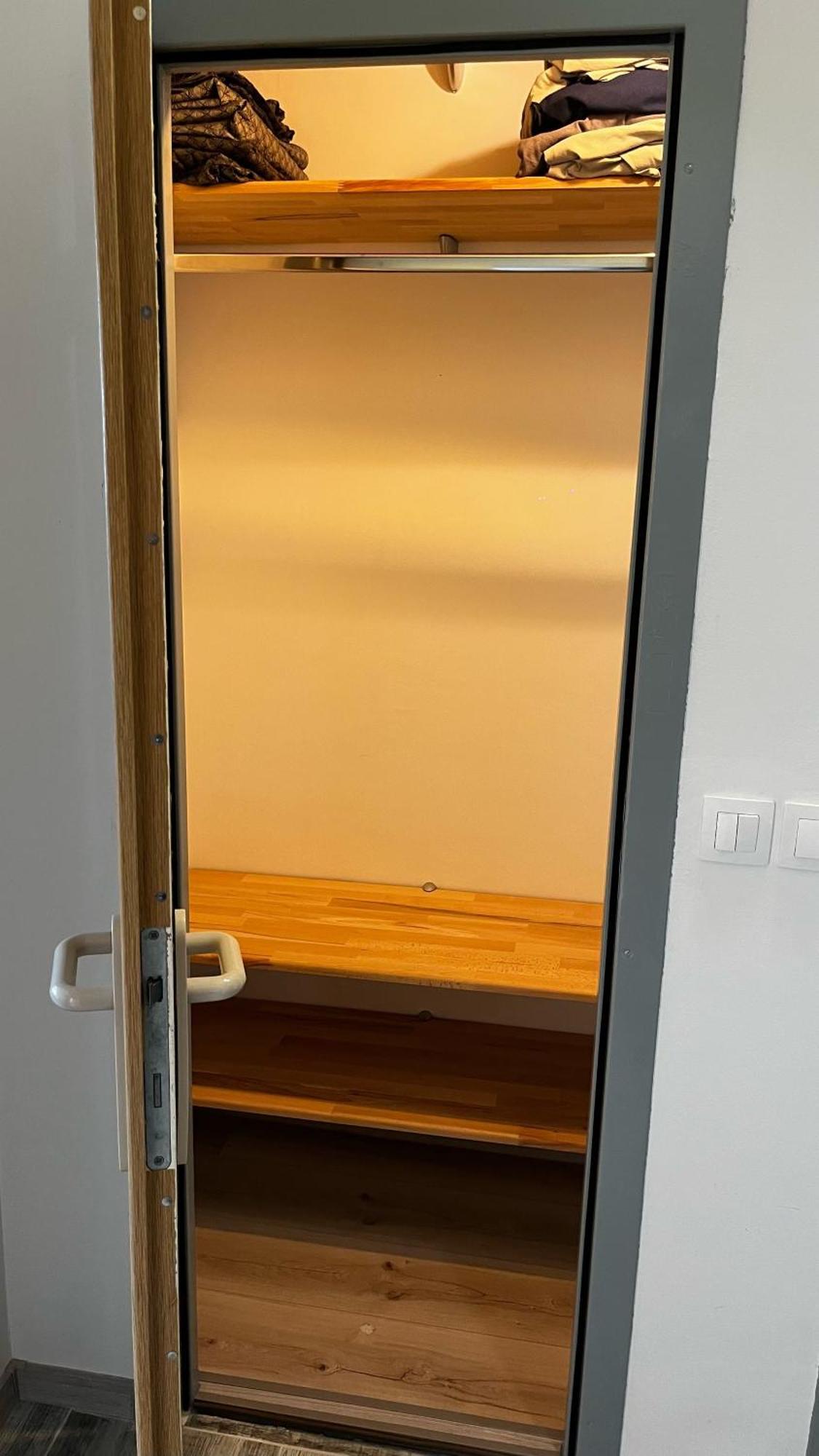 Apartman Bss Trenčín Zewnętrze zdjęcie